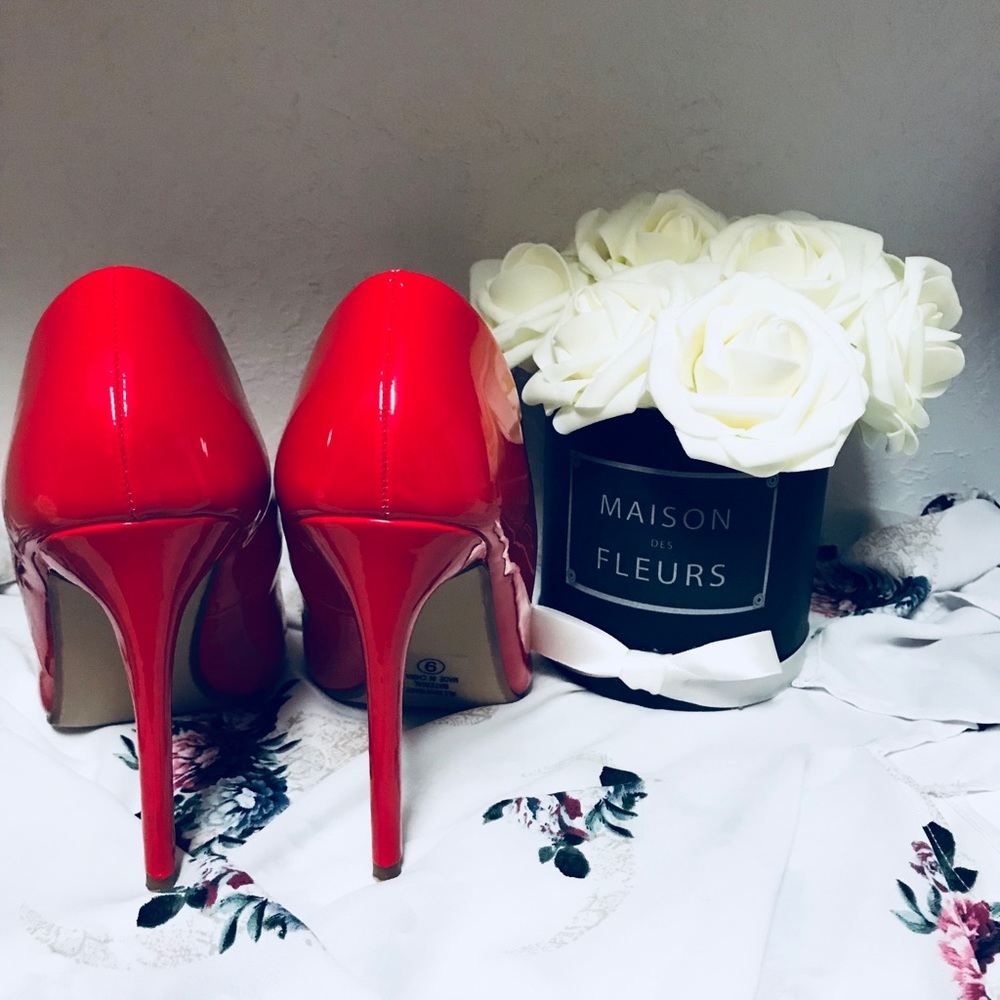 Red heels - Picture 4 of 4